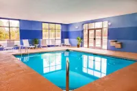 Four Points by Sheraton Raleigh Durham Airport - Gym
