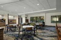 Fairfield Inn & Suites Moscow - breakfast