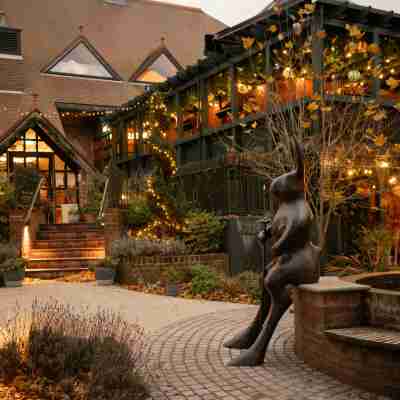 The Rabbit Hotel & Retreat Hotel Exterior