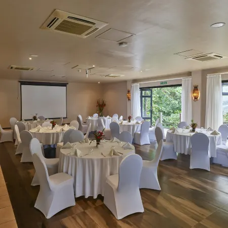DoubleTree by Hilton Seychelles - Allamanda Resort & Spa