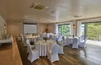 DoubleTree by Hilton Seychelles - Allamanda Resort & Spa - Parkplatz