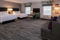 Hampton Inn & Suites Winston-Salem Downtown - Pools