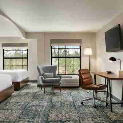 Four Points by Sheraton Raleigh Arena Rooms
