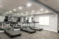 Fairfield Inn & Suites Denton - Swimmingpools