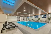 The Insignia Hotel, Sarnia, a Tribute Portfolio Hotel - Uima-altaat
