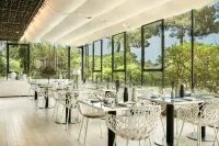 The Nicolaus Hotel - breakfast