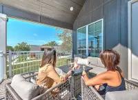 Lux Haus Bentonville, Momentary Views & Bike Trail - 5-Star