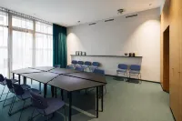 elaya hotel goeppingen, Trademark Collection by Wyndham - Wifi