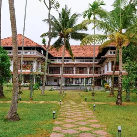 Sanskreti by Kallanchery Retreat