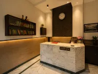 Hotel Kamal Nearest to Taj Mahal - 2-Star