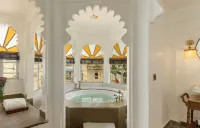 Mewar Manor by My Downtown Hotels - Jhadol Haveli - 2 étoiles