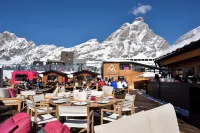 Valtur Cervinia Cristallo Ski Resort, Member of Preferred Hotels & Resorts - Swimmingpools