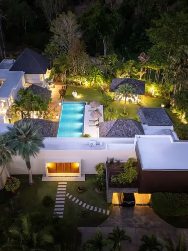 รูปภาพของLayan Estate 4-Bedroom Garden Villa