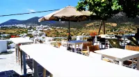Petali Village Hotel - 3-Star
