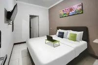 Urbanview Hotel Syariah Near Gelora Delta Sidoarjo - Wifi