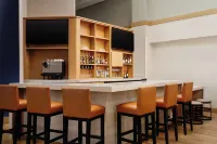 Hyatt Place Atlanta Arpt North - bar