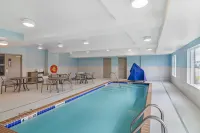 Holiday Inn Express & Suites Minot by IHG - 3つ星