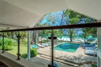 Nomad Beach Resort - Romantic