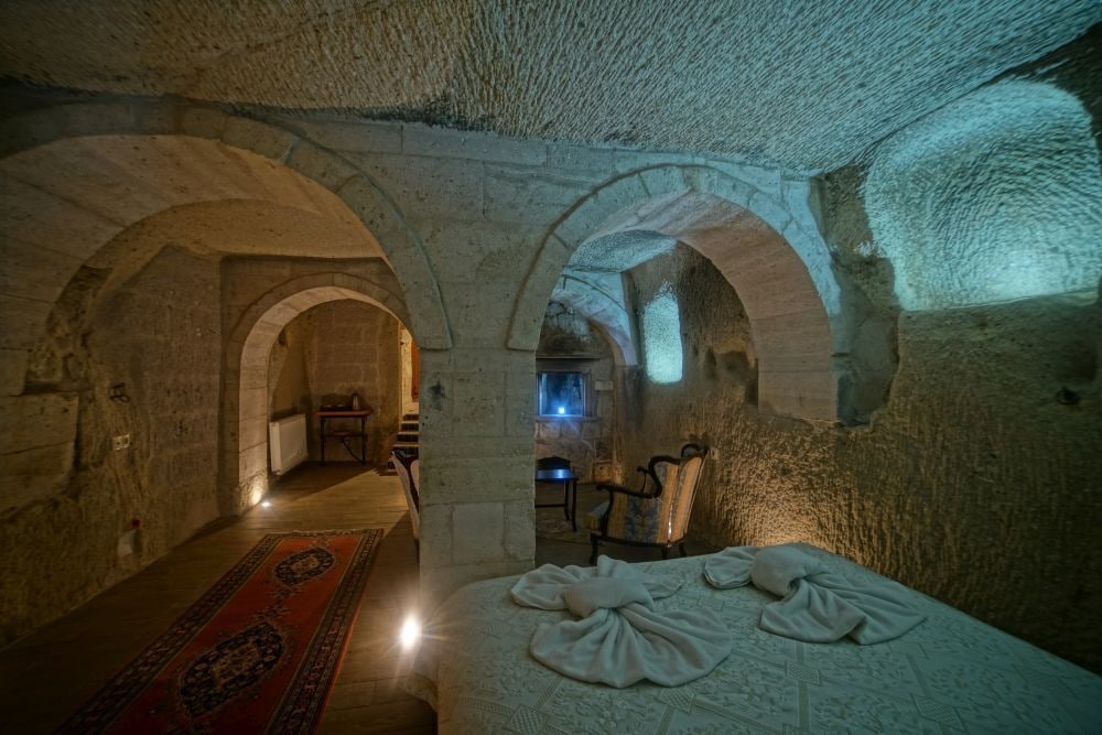 Angel Cave Suite