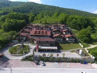 Abant Kartal Yuvasi Hotel Hotels near Abant Gölü Çadır Kamp Alanı