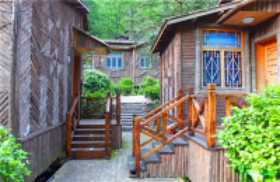 Jiulongxia Holiday Resort Hotels near Canglongbaipu Drifting