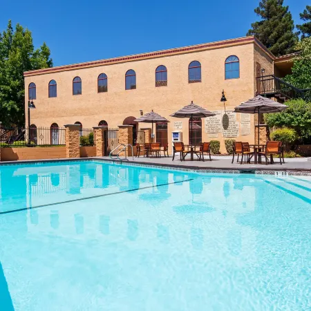 Best Western Plus Heritage Inn