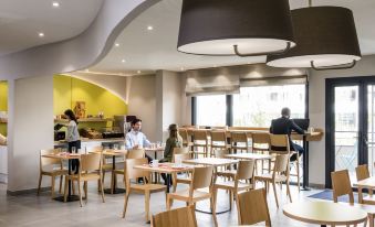 Aparthotel Adagio Access Colombes la Défense