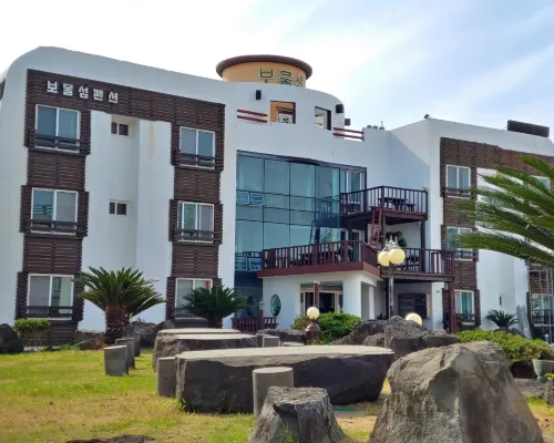 Bomulsum Hotels near Bong-Wonsa