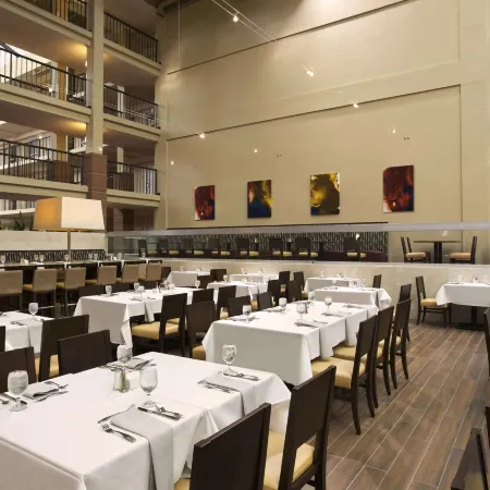 Embassy Suites by Hilton Cleveland Beachwood