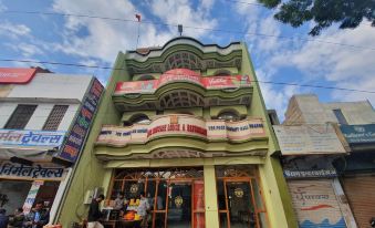 Hotel Rathore Lodge & Restaurant