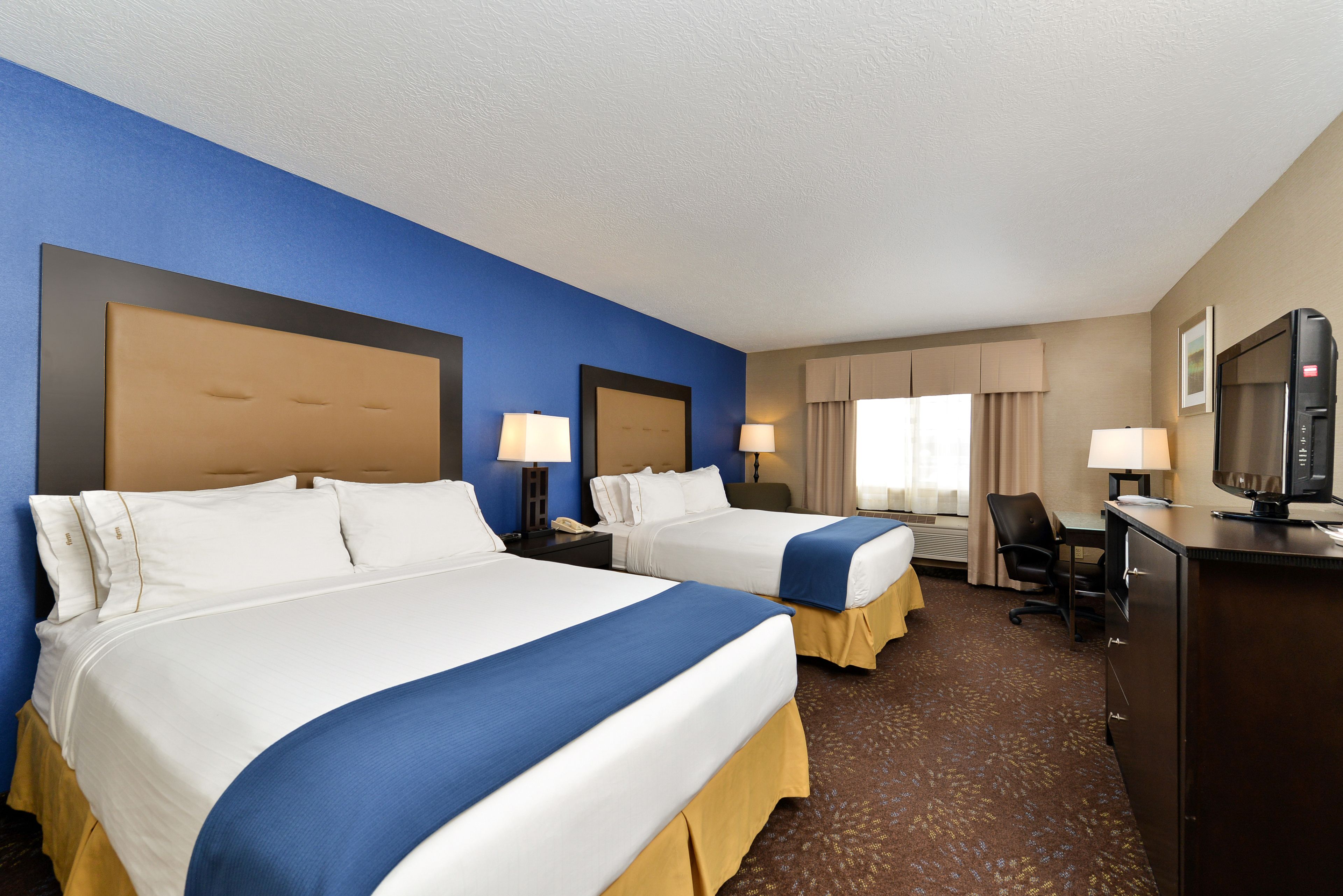 Holiday Inn Express Hotel & Suites Charlotte, an Ihg Hotel