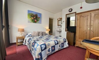 5. 호텔 & 레스토..