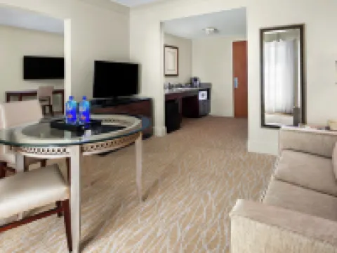 DoubleTree by Hilton Sunrise - Sawgrass Mills Hotels in Sunrise