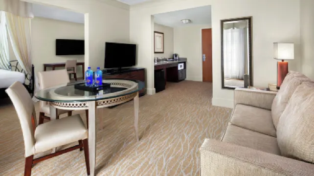 DoubleTree by Hilton Sunrise - Sawgrass Mills