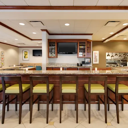 Hilton Garden Inn Naperville/Warrenville