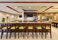 Hilton Garden Inn Naperville/Warrenville Hotels in Warrenville