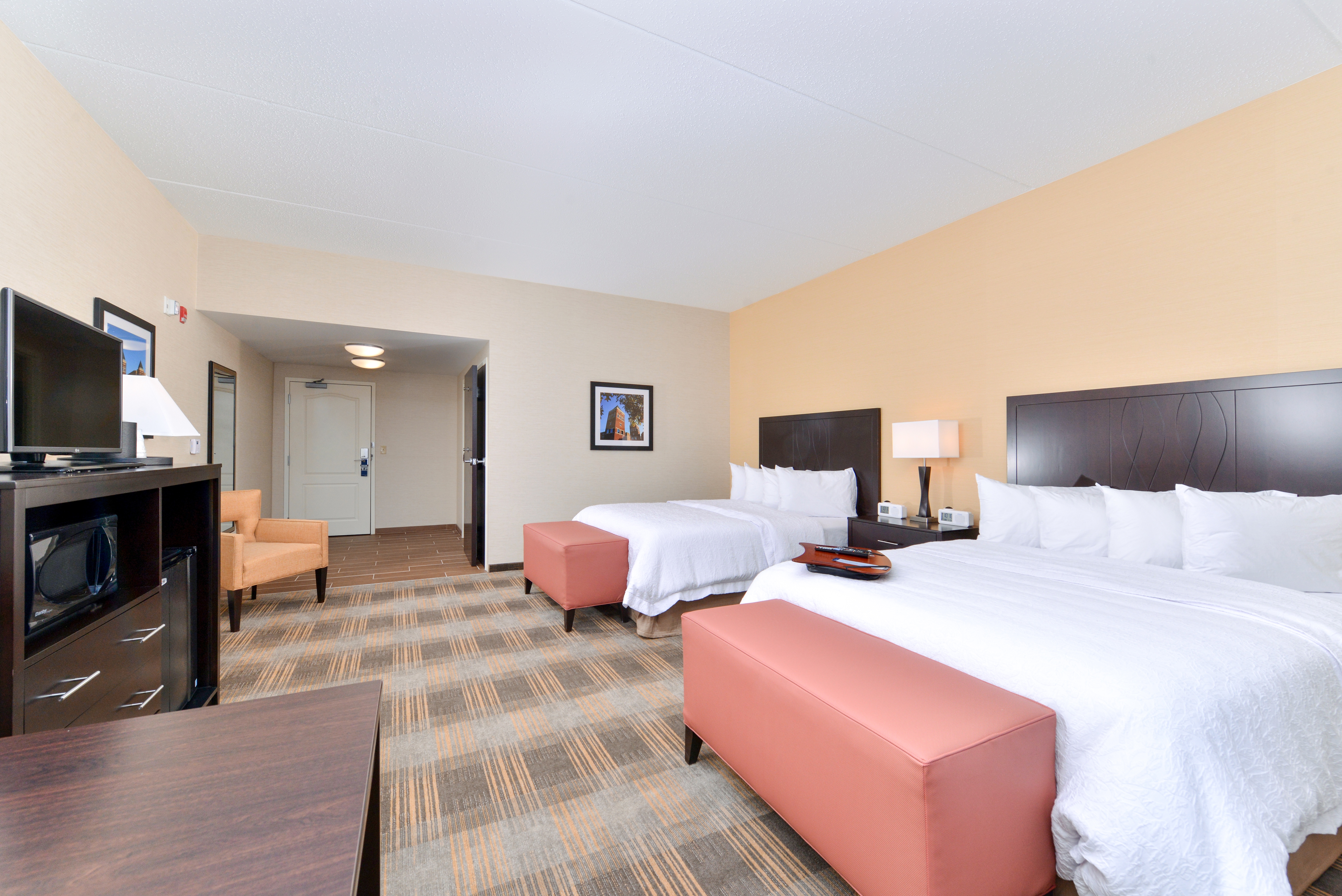 Hampton Inn & Suites California University-Pittsburgh