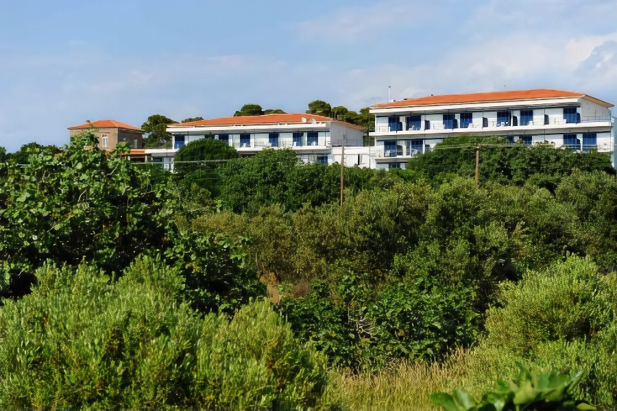 Delfinia Hotel & Bungalows