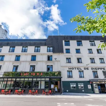 Best Western Plus Hotel de Dieppe 1880 Hotels near Rouen-Rive-Droite Station