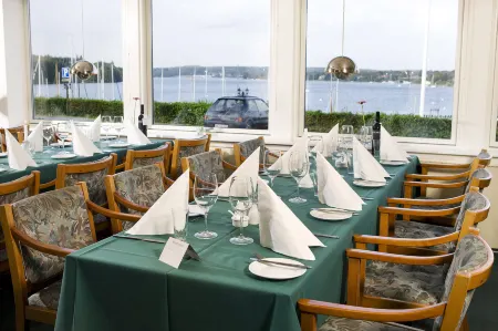 Hotel Troense Отели рядом с достопримечательностью «Maritimt Center Danmark»