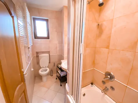 Levantin Inn 1/2+2 Suite Sea View N.14