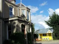 Tali Ayer Hotels in Forres