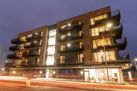 SevenStays Ashford - 2BR Luxury Apartments Hotels near Tesco Extra