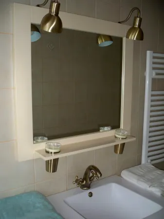 Hong Kong: Guest Room in the Heart of the Vineyard No69