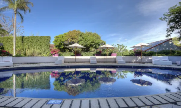 โรงแรม อัลตา ลาส ปาโลมาส