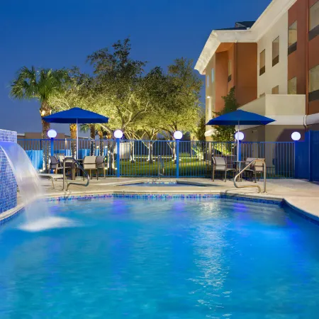 Holiday Inn Express & Suites MISSION-MCALLEN AREA by IHG