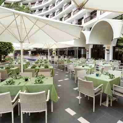 Seaside Sandy Beach Dining/Meeting Rooms