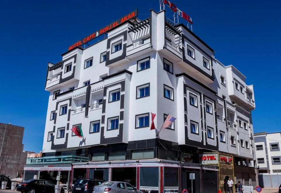 Hotel Cafe Borj Al Arab - Housity