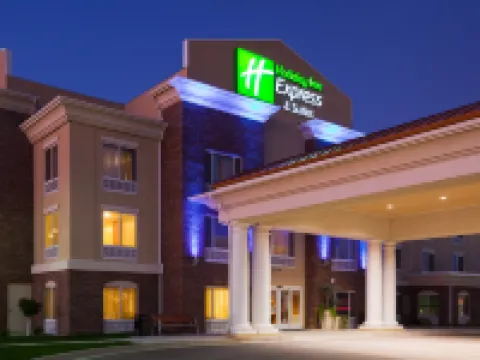 Holiday Inn Express & Suites Minot by IHG Hoteles en Minot