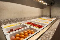 Ramada by Wyndham Targu Jiu - Desayuno